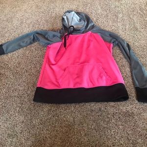 Women’s medium tops